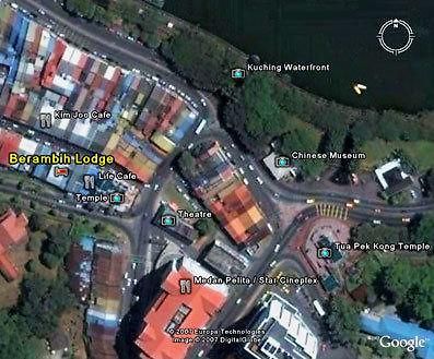 Berambih Lodge Kuching Buitenkant foto