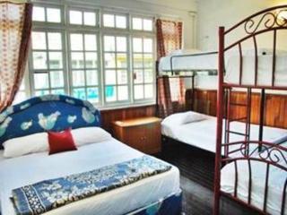 Berambih Lodge Kuching Buitenkant foto